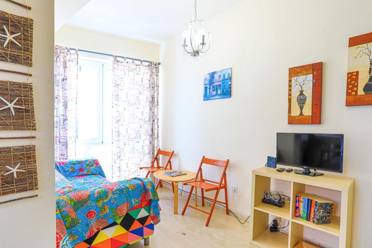 Kaminaki Beachfront Apartments Nisaki  Extérieur photo