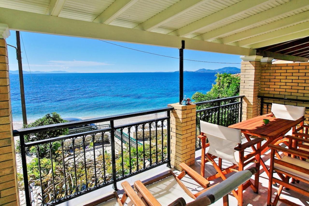 Kaminaki Beachfront Apartments Nisaki  Extérieur photo